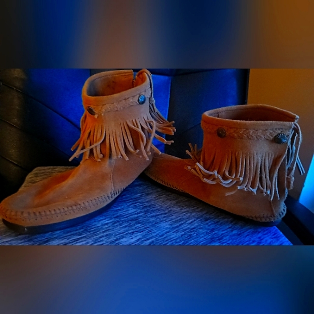 Minnetonka moccasins